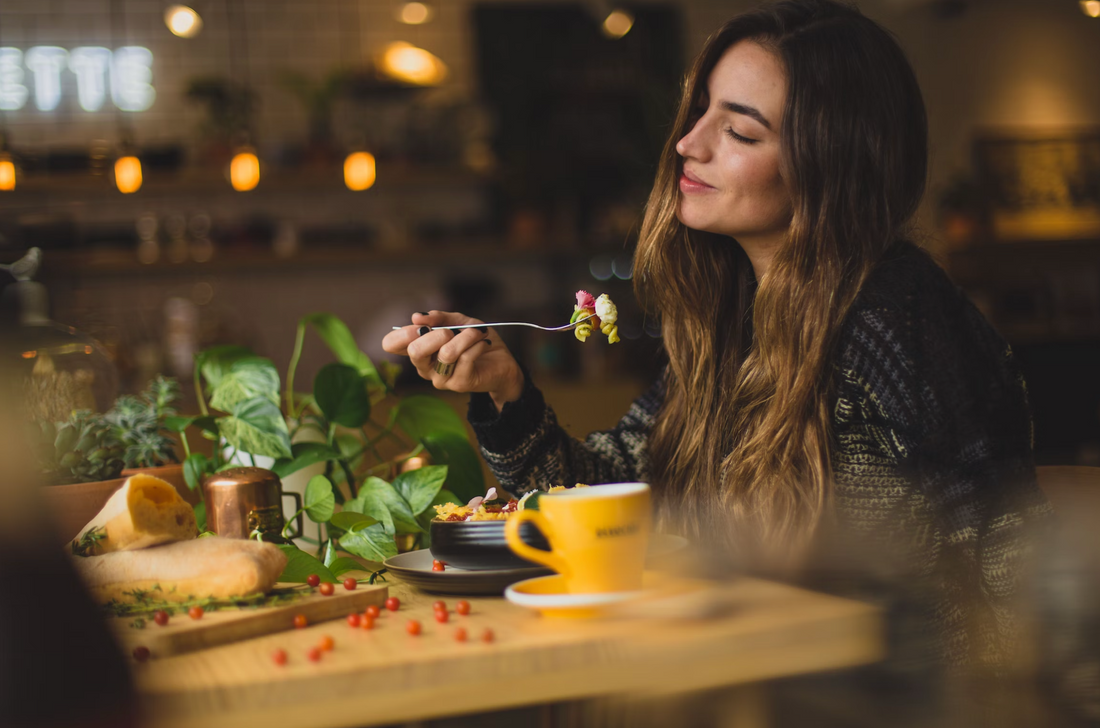 Eat Right to Sleep Tight: How Your Diet Affects Your Sleep
